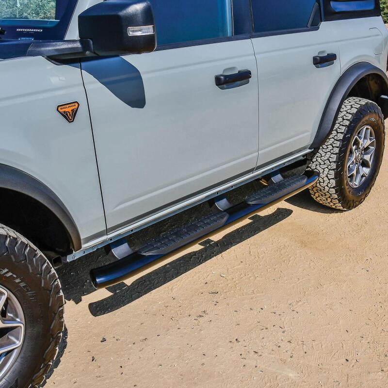 15-25 Ford Bronco Westin 21-54195 (4-Door) PRO TRAXX 5 Oval Nerf Step Bars - Textured Black